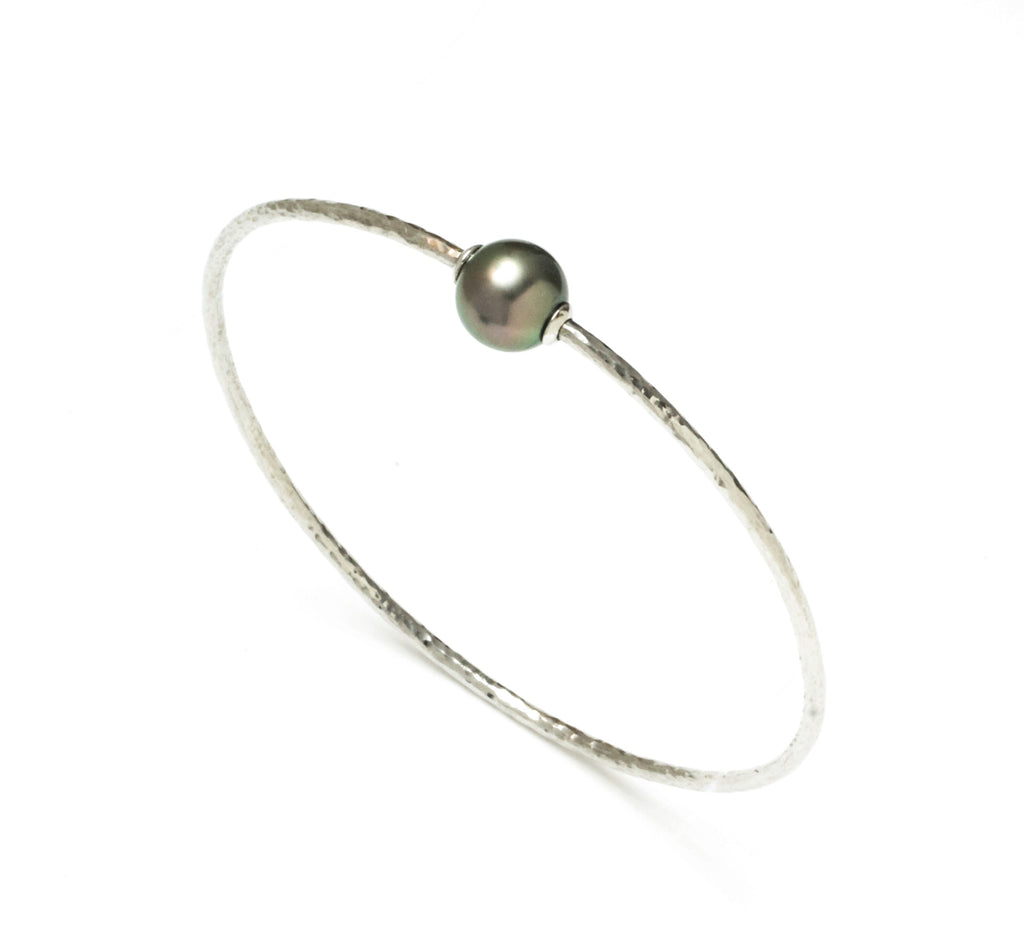 Imitation White Pearl Bracelet with Sterling Silver Basketball 10mm – JWondr
