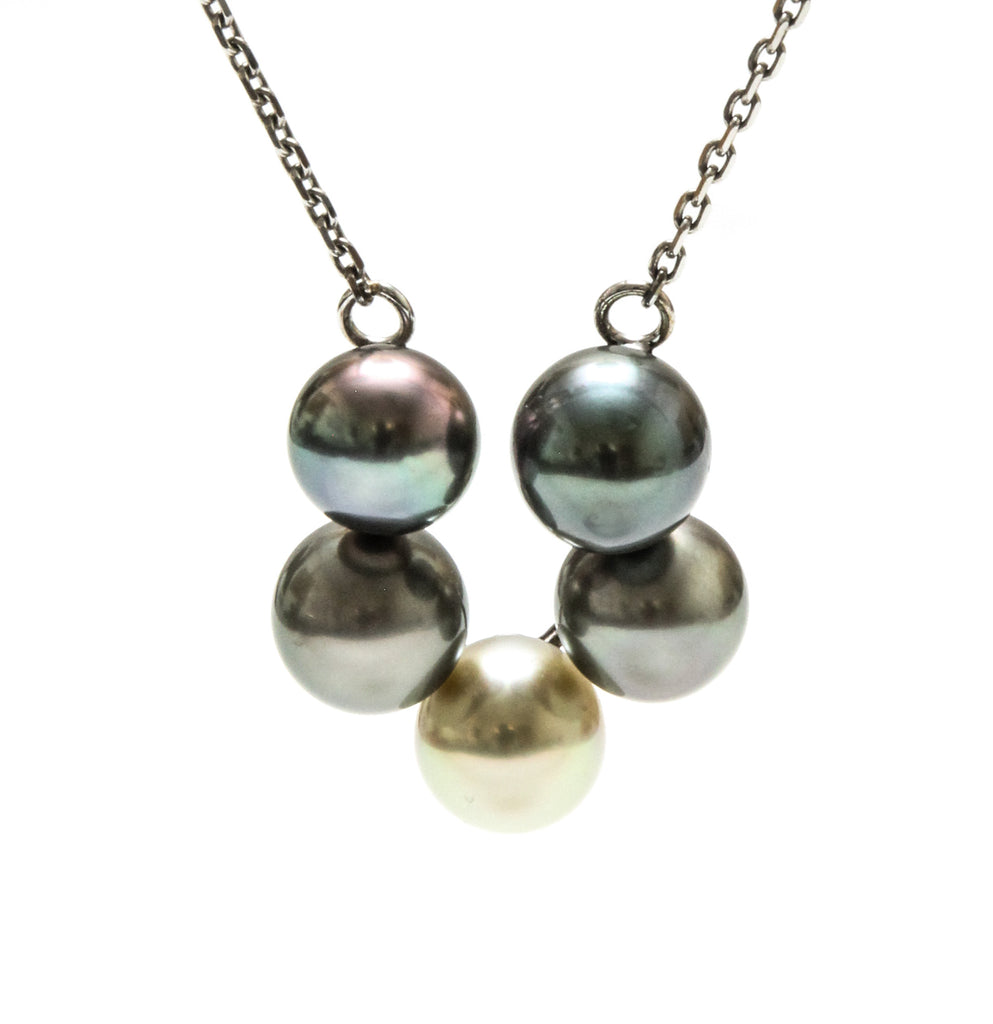 Tahitian Pearl Ombre Horse Shoe Pendant