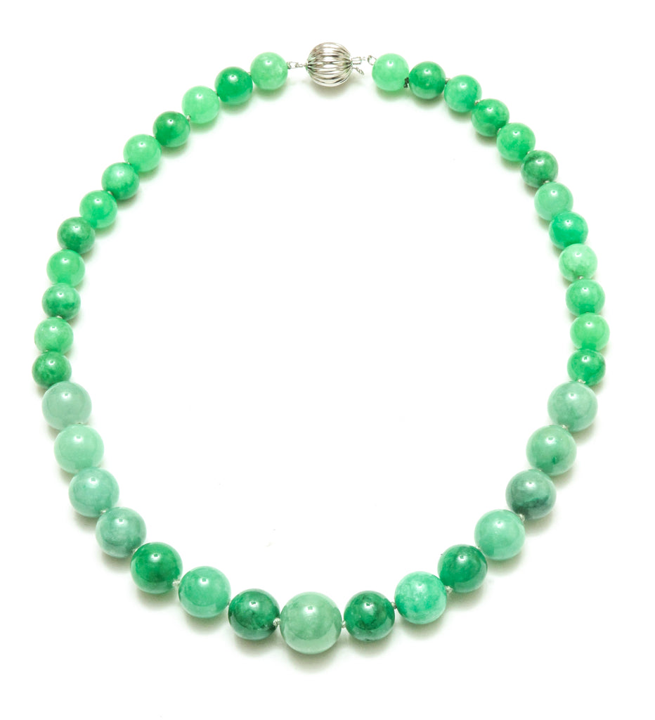 18" or 24" Graduated Jade Bead Necklace