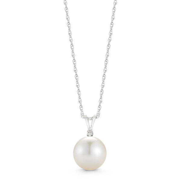 The Classic Australian South Sea Pearl Pendant